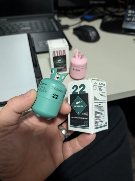 LIMITED EDITION Mini R22 Refrigerant Tank Model